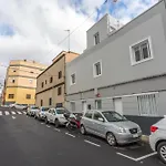 Familiar * Santa-Cruz de Ténérife