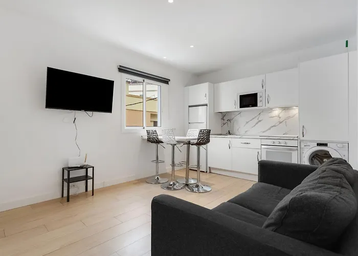 Familiar * 圣克鲁斯-德特内里费